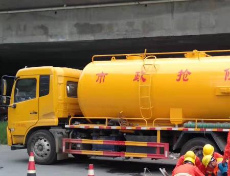 新华化粪池清理公司为您分享化粪池的清理步骤